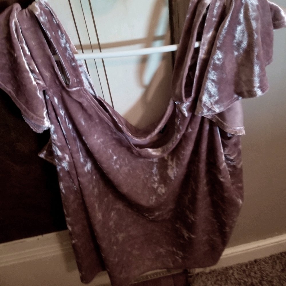 Pink velvet off shoulder top size 3x